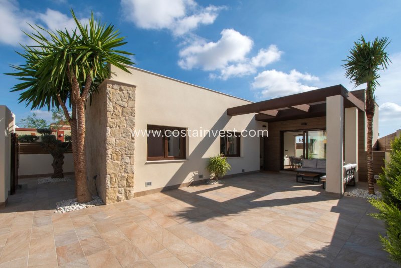 Villa détachée - Nouvelle construction - Los Montesinos - Los Montesinos