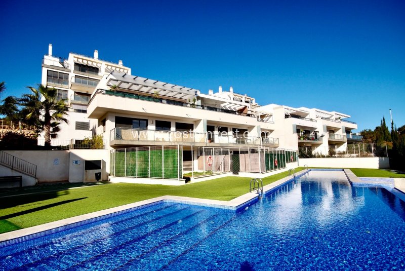 Apartment - Wiederverkauf - Orihuela Costa - Campoamor golf