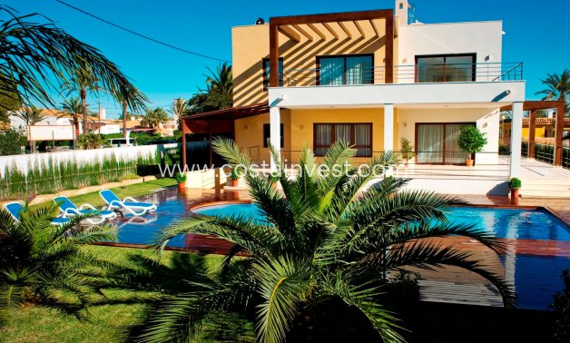 videresalg - Frittstående villa - Orihuela Costa - Cabo Roig