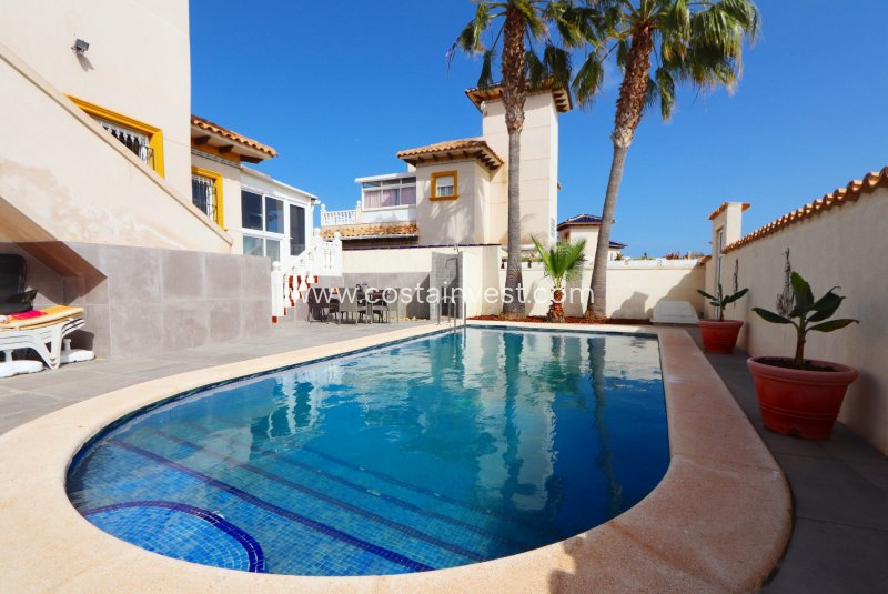 Frittstående villa - videresalg - Orihuela Costa - Playa Flamenca