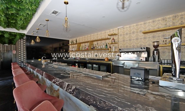 Reventa - Bar/Restaurante - Orihuela Costa - Playa Flamenca