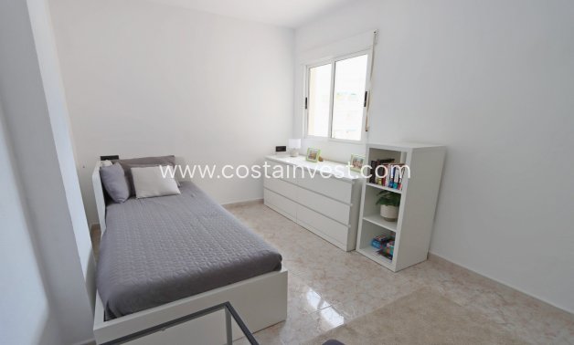 Wynajem krótkoterminowy - Apartament - Torrevieja - Playa del Cura