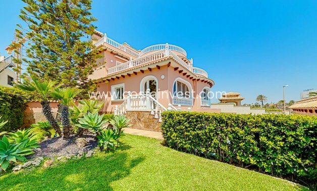 videresalg - Frittstående villa - Orihuela Costa - La Zenia