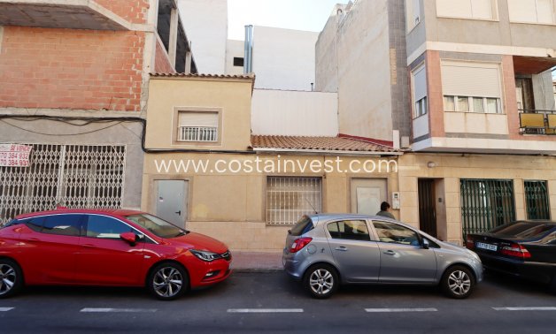 Townhouse - Resale - Torrevieja - 10970