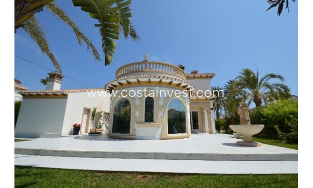videresalg - Frittstående villa - Orihuela Costa
