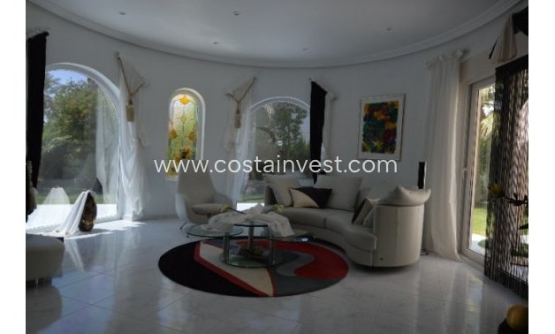 videresalg - Frittstående villa - Orihuela Costa