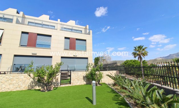 Nouvelle construction - Maison de ville - Alicante - El Campello