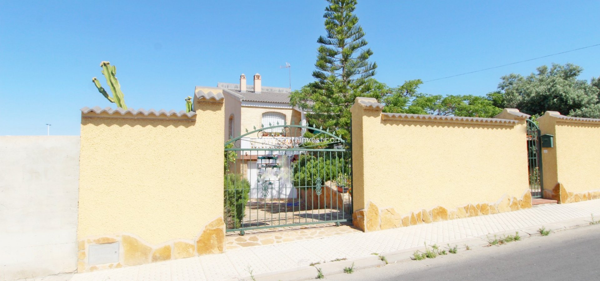 videresalg - Frittstående villa - Torrevieja - Aguas Nuevas