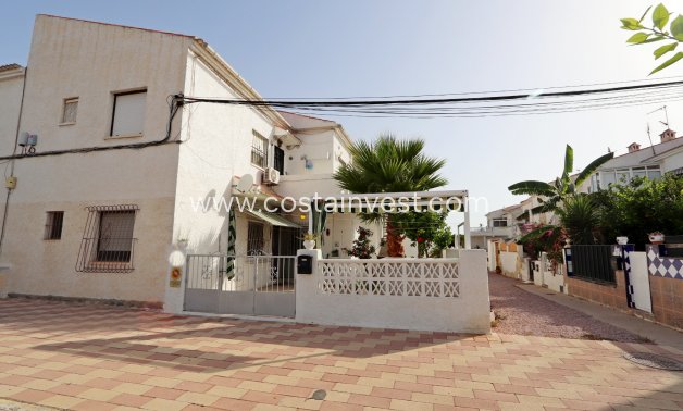 Begagnat - Lägenhet nedre plan - Torrevieja - El Chaparral / La Siesta