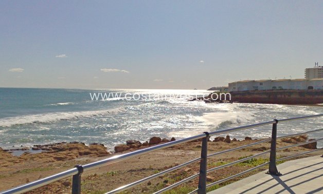 Reventa - Atico - Orihuela Costa - Playa Flamenca