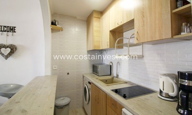 Inchiriere - Apartament tip bungalow - Torrevieja - Calas
