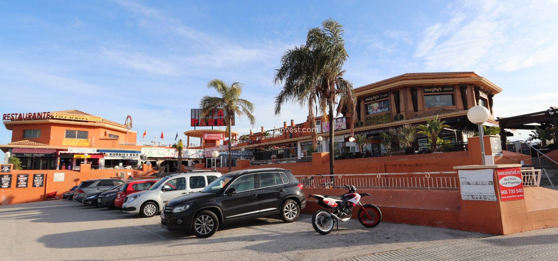 JÄLLEENMYYNTIKOHTEEMME - Baari / Ravintola - Orihuela Costa - Playa Flamenca