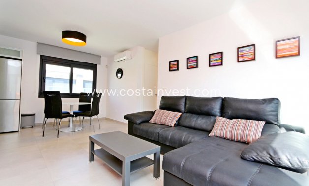 Resale - Top floor apartment - Orihuela Costa - Mil Palmeras