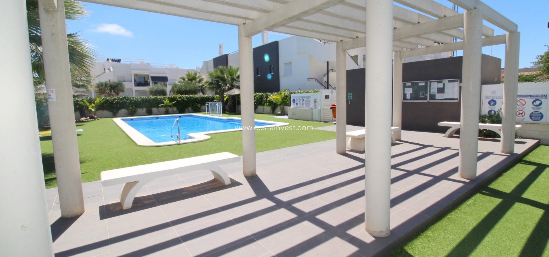 Inchiriere - Apartament tip bungalow  - Torrevieja - Aguas Nuevas