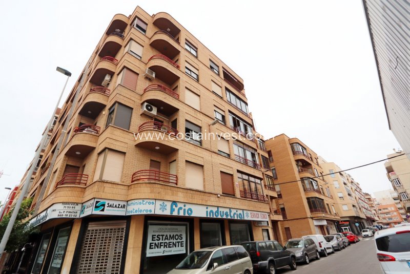 Apartment - Wiederverkauf - Torrevieja - Downtown