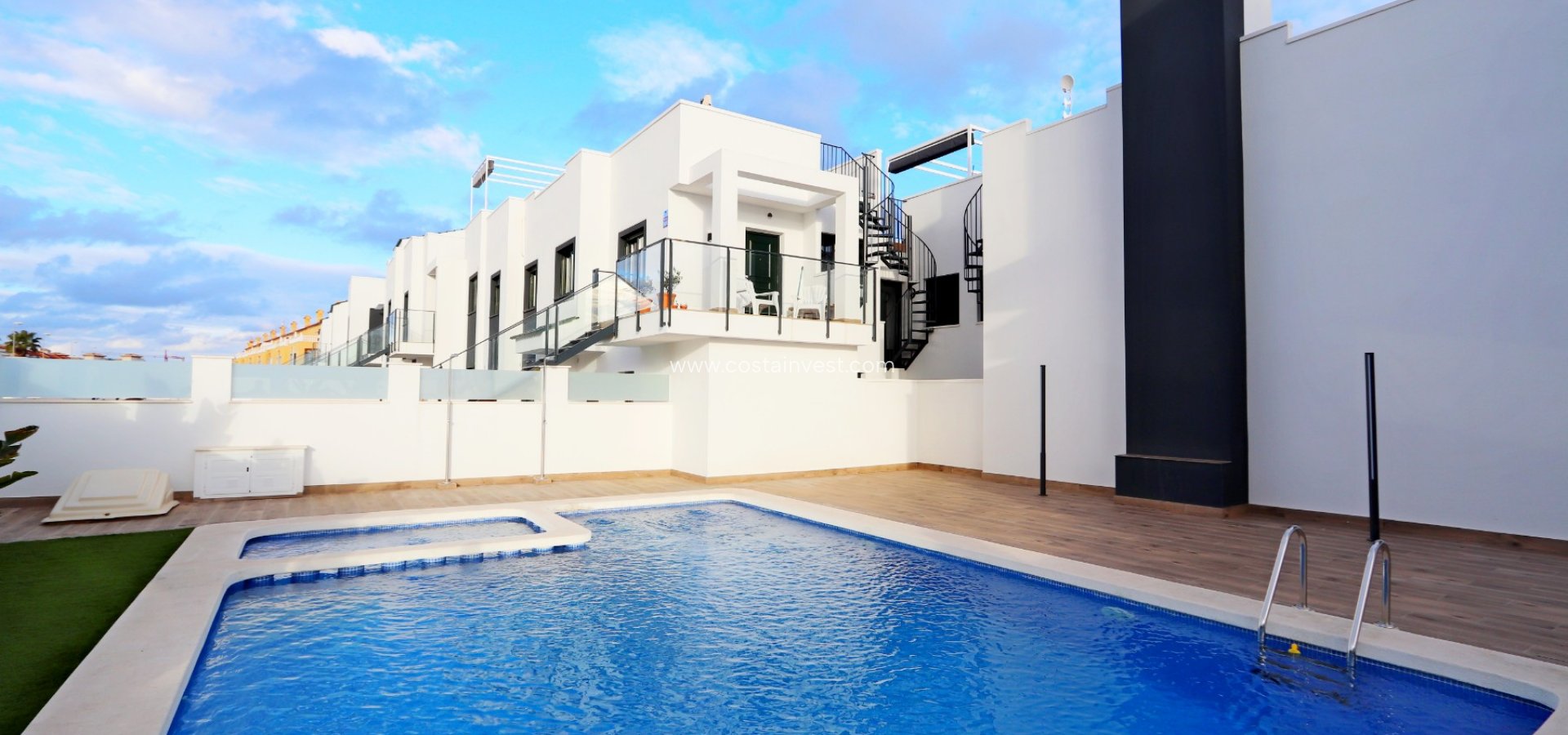 Construcția nouă - Apartament tip bungalow - Orihuela Costa - La Zenia