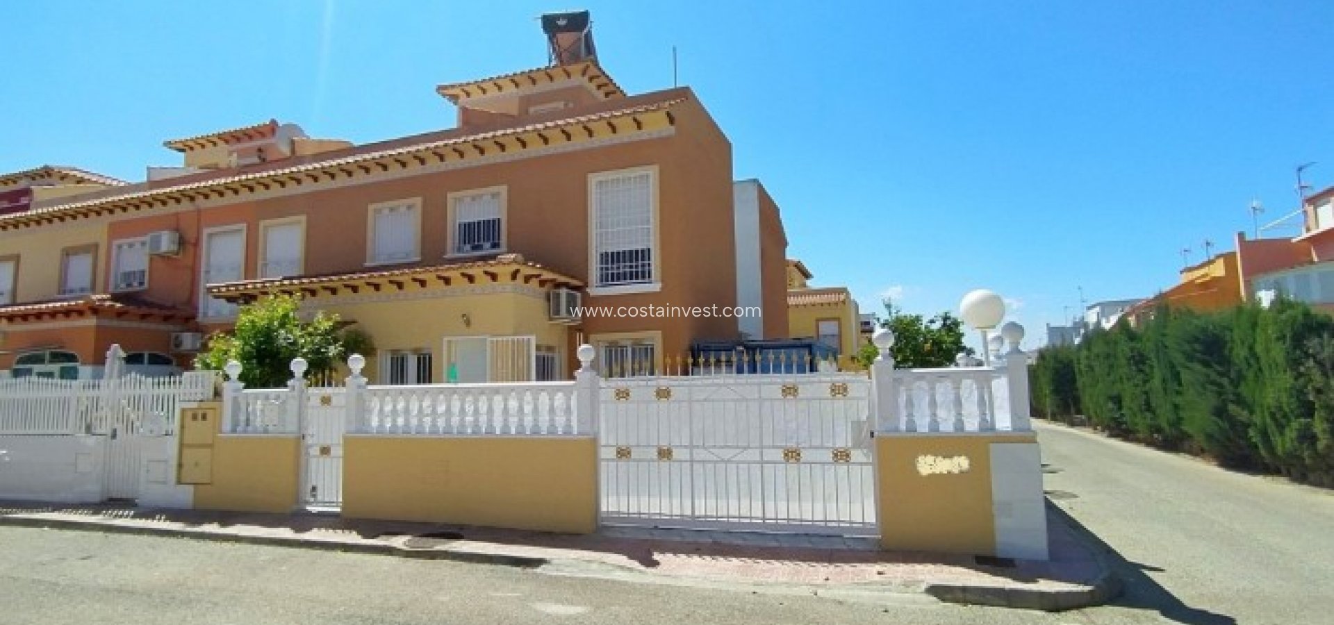 Resale - Townhouse - Torrevieja - El Limonar