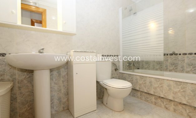 Resale - Apartment - Orihuela Costa - Playa Flamenca
