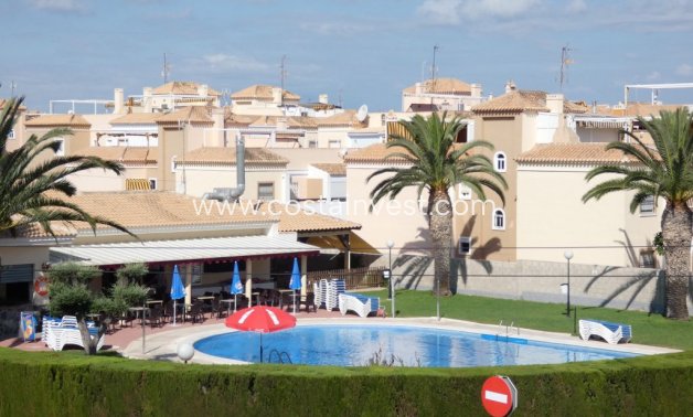 Revânzare - Apartment - Torrevieja - Playa de los Naúfragos