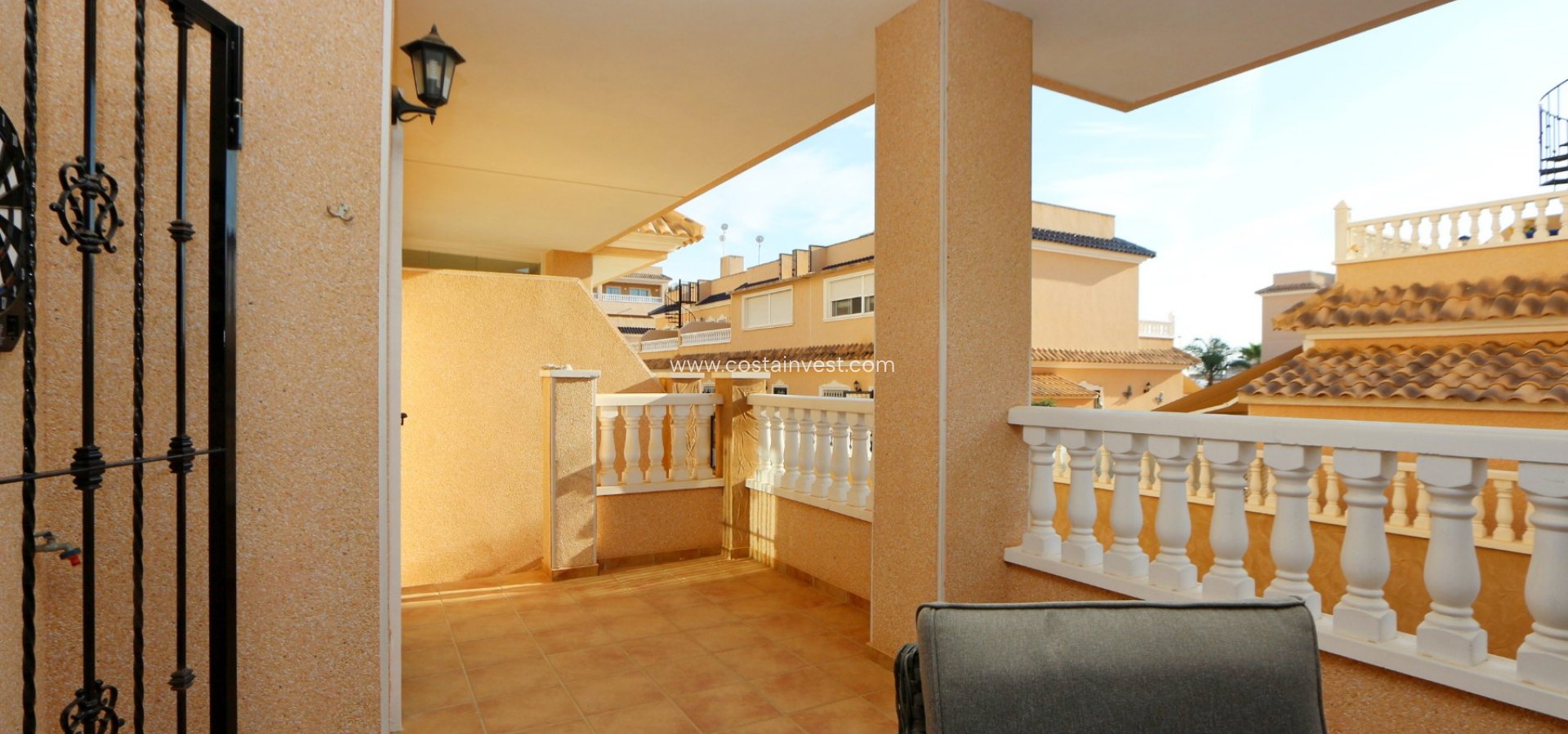 Revânzare - Apartament tip bungalow - Orihuela Costa - Los Dolses