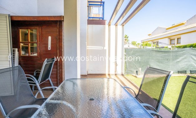 Revânzare - Apartament tip bungalow - Orihuela Costa - Cabo Roig