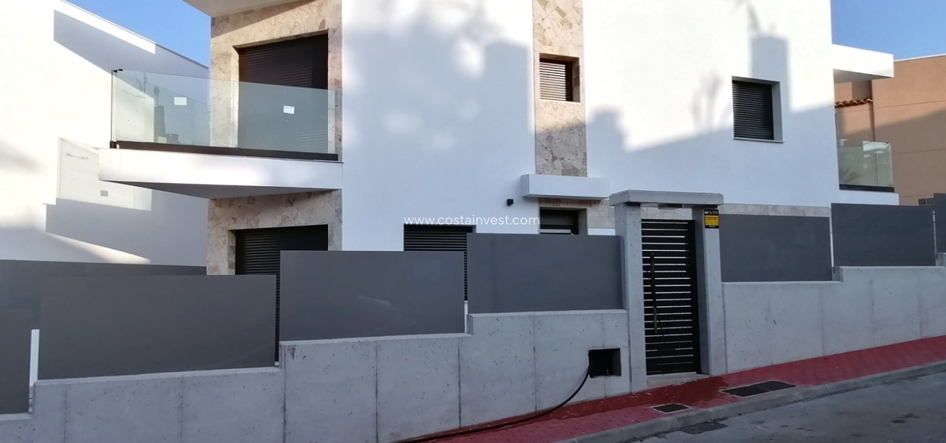 Nouvelle construction - Villa détachée - La Mata