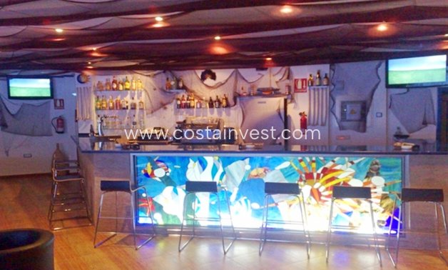 Wiederverkauf - Geschäftsräume - Torrevieja - Playa de los Locos