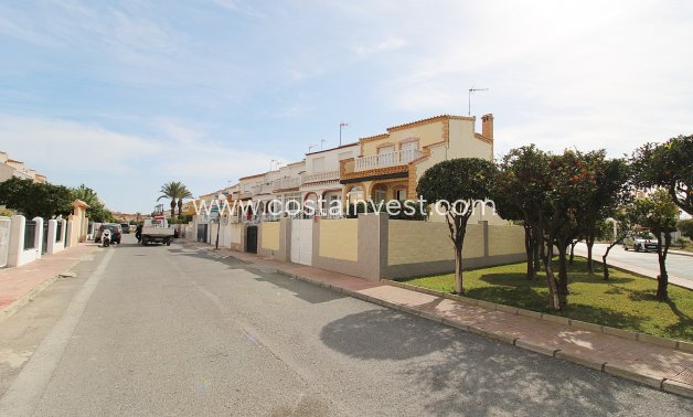 Wiederverkauf - Stadthaus - Torrevieja - Torrealmendros