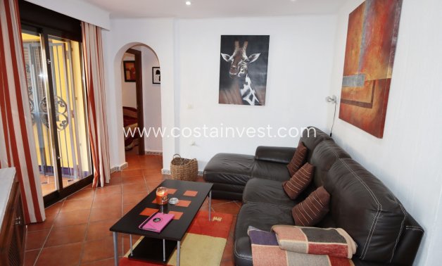 Resale - Ground floor apartment - Orihuela Costa - Punta Prima