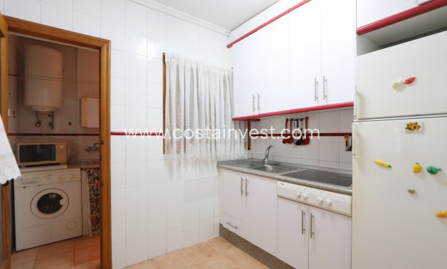 Resale - Ground floor apartment - Torrevieja - Downtown
