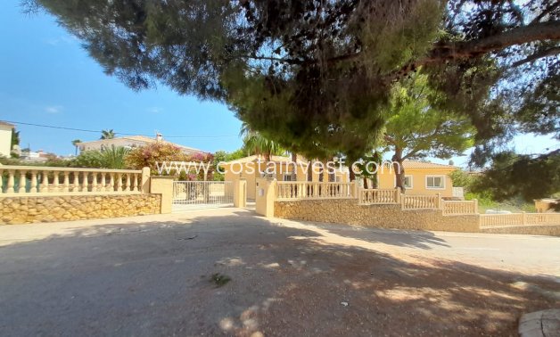 Revente - Villa détachée - Alicante - Alfaz del Pi