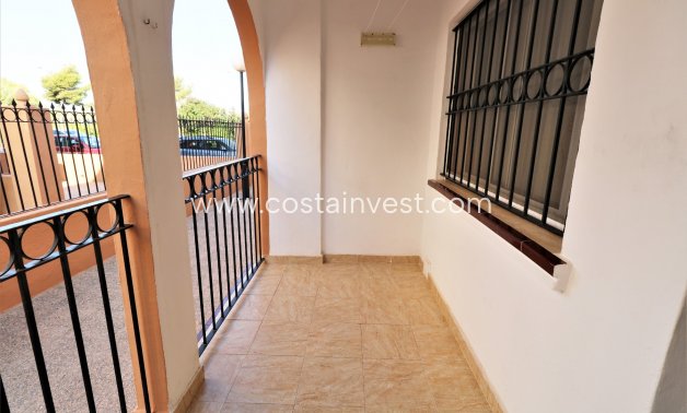 Resale - Ground floor apartment - Torrevieja - Playa de los Naúfragos