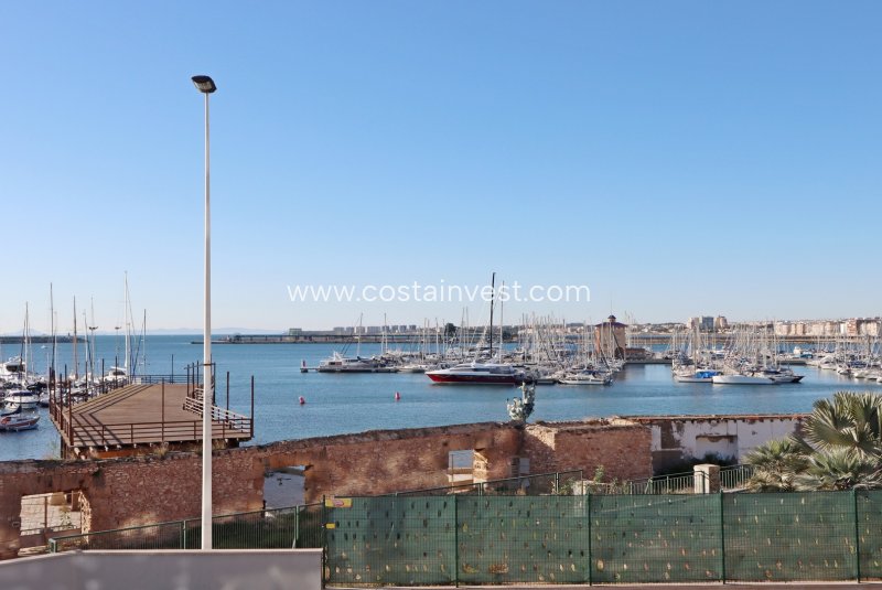 Apartment - Inchiriere - Torrevieja - Downtown