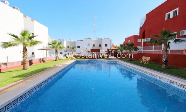 Apartament tip bungalow - Revânzare - Orihuela Costa - 10505