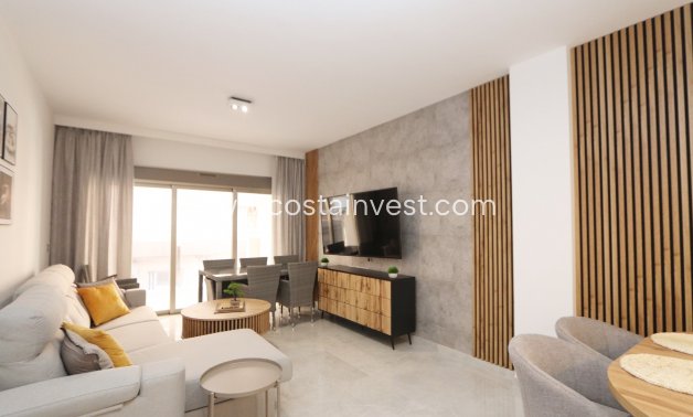 Apartment - Wiederverkauf - Torrevieja - 11067