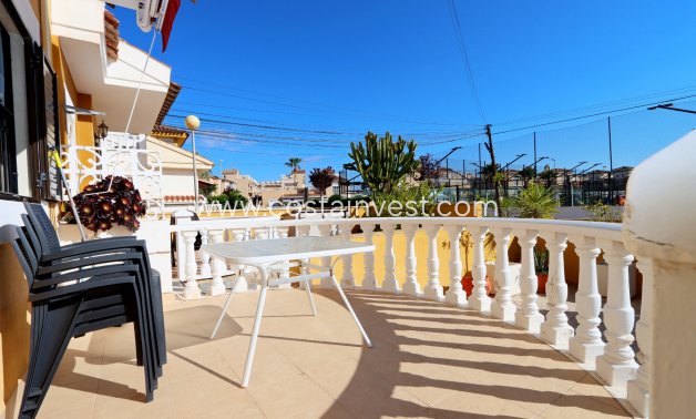 Rynek wtórny - Szeregowiec - Orihuela Costa - Playa Flamenca