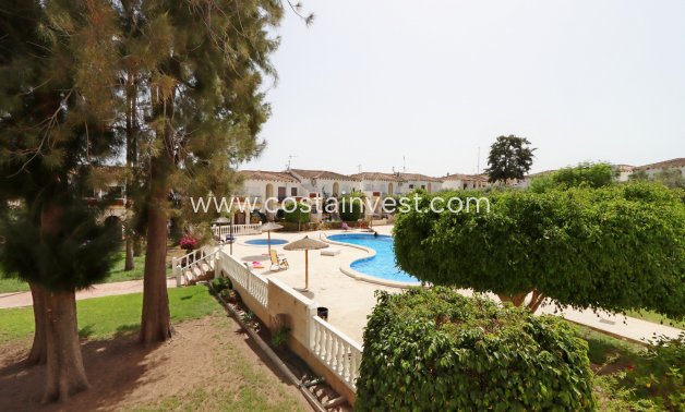 Resale - Top floor apartment - Orihuela Costa - Villamartín