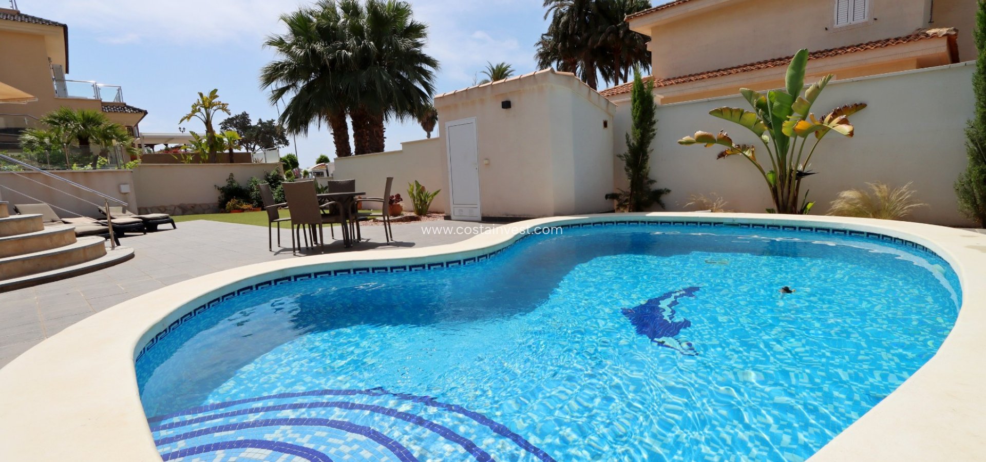 Resale - Villa - Orihuela Costa - La Zenia
