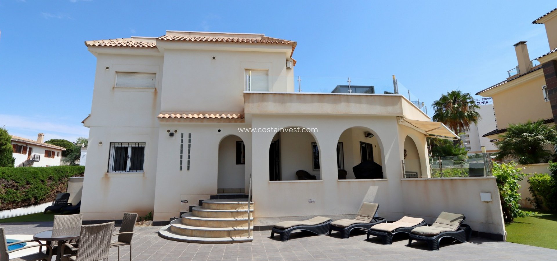 Resale - Villa - Orihuela Costa - La Zenia