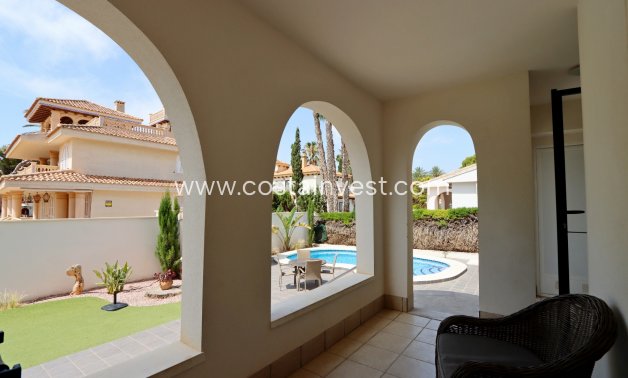 Resale - Villa - Orihuela Costa - La Zenia