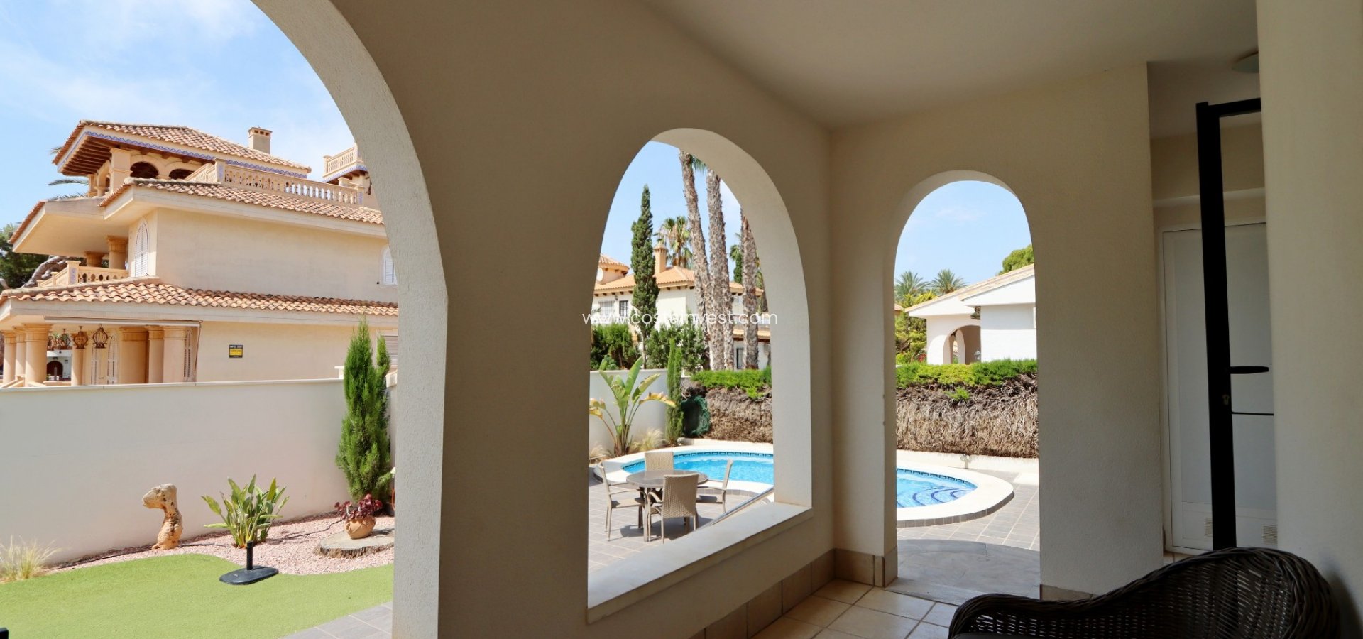 Resale - Villa - Orihuela Costa - La Zenia