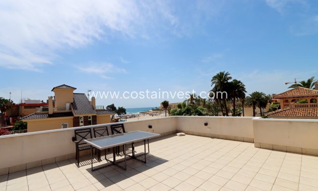 Resale - Villa - Orihuela Costa - La Zenia