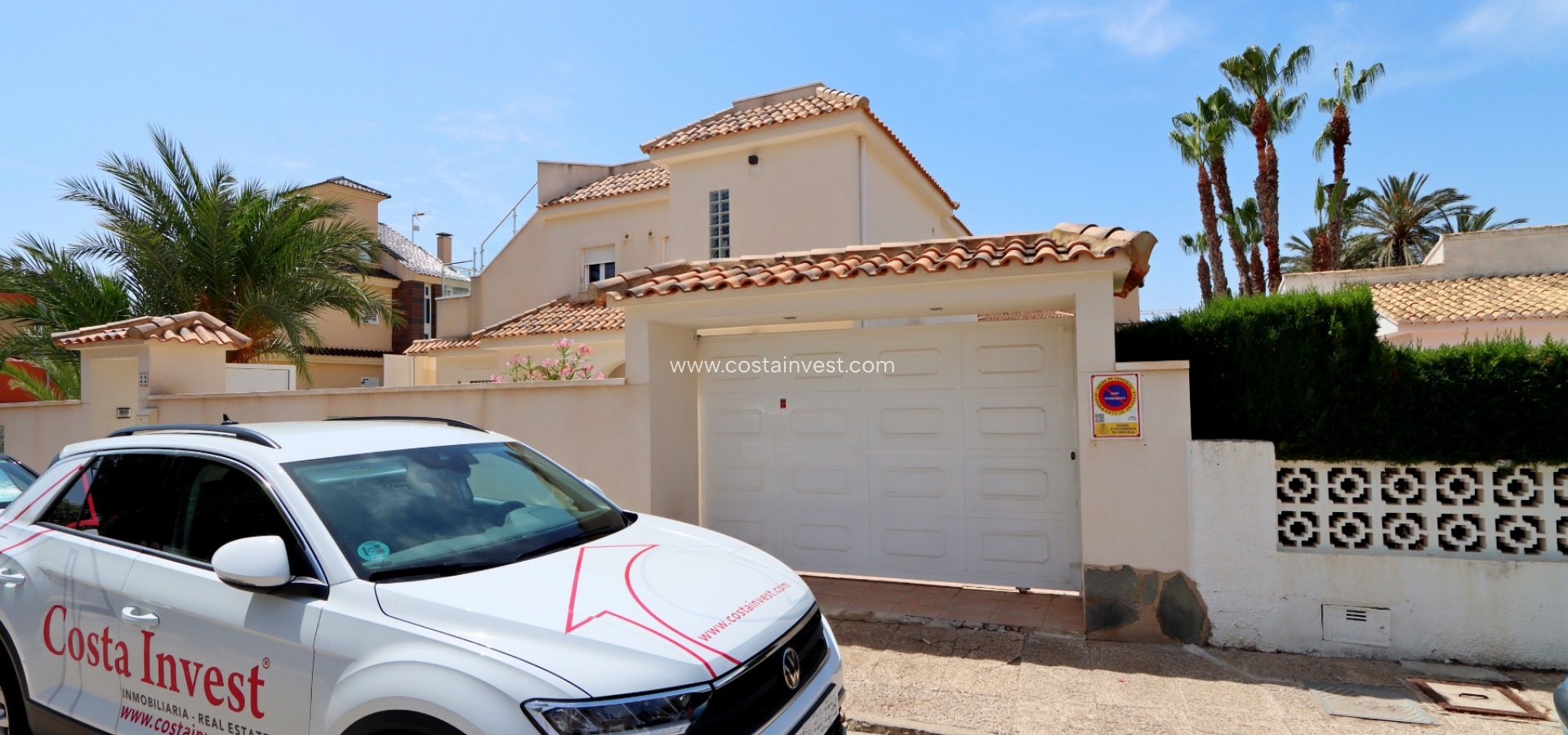 Resale - Villa - Orihuela Costa - La Zenia