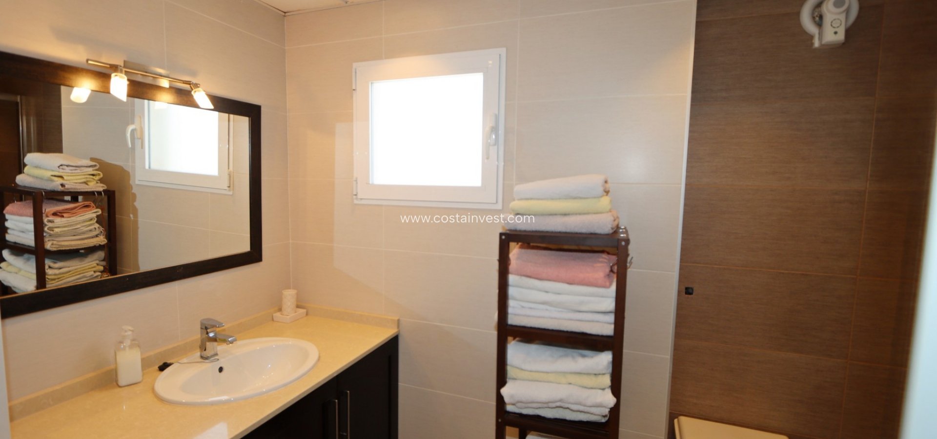 Resale - Villa - Orihuela Costa - La Zenia