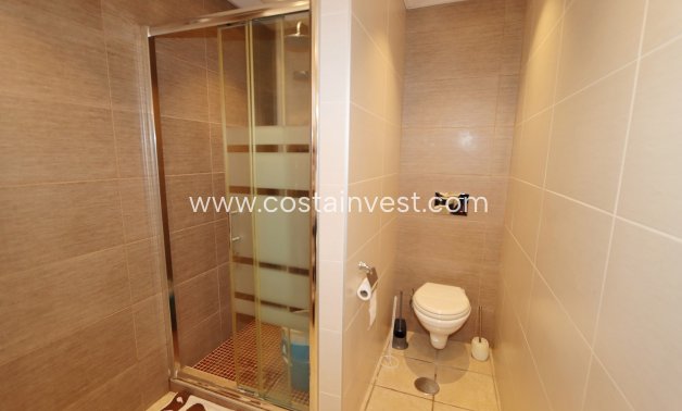 Resale - Villa - Orihuela Costa - La Zenia