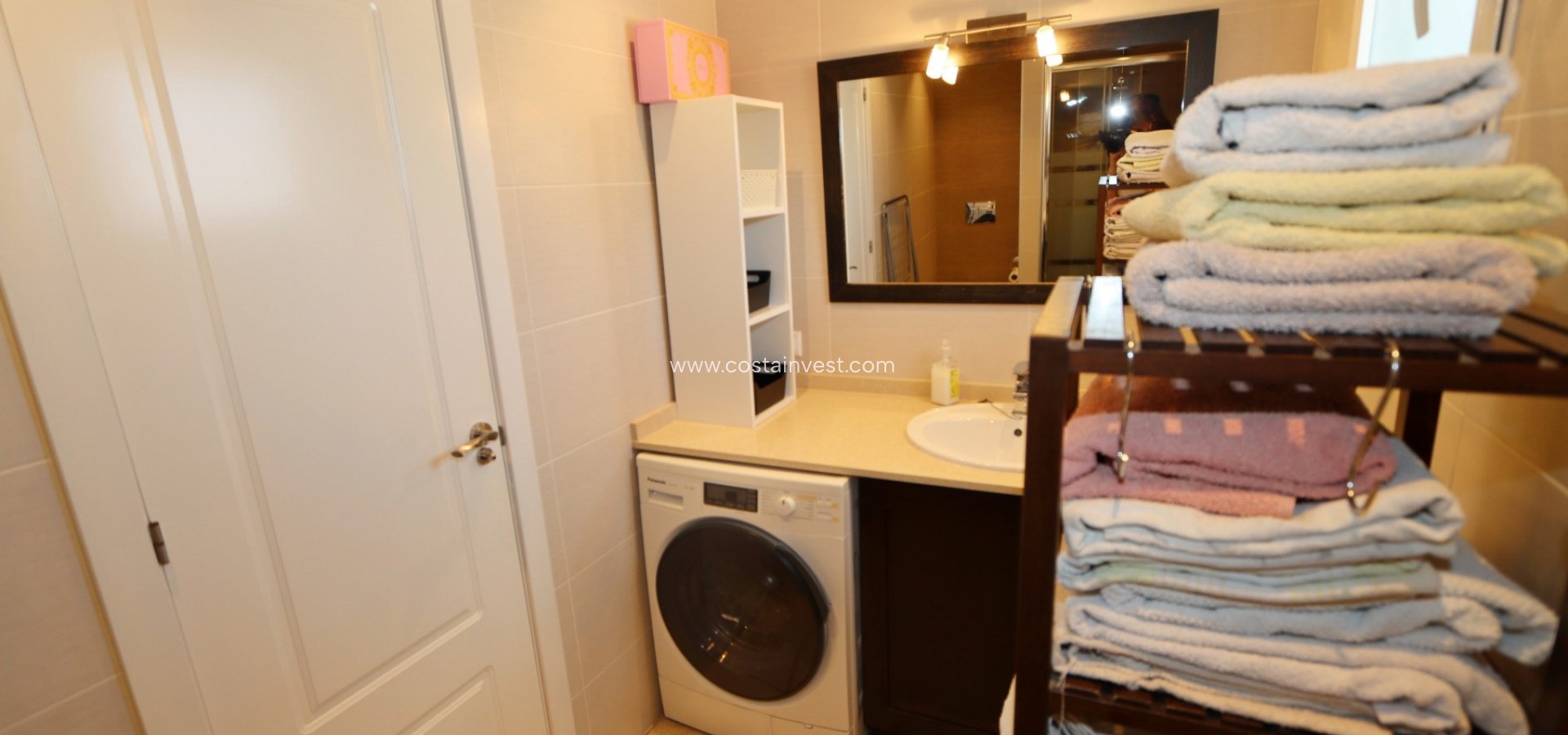 Resale - Villa - Orihuela Costa - La Zenia