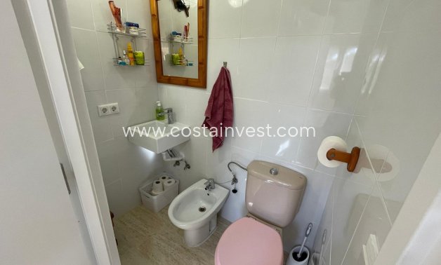 Resale - Apartment - Guardamar del Segura