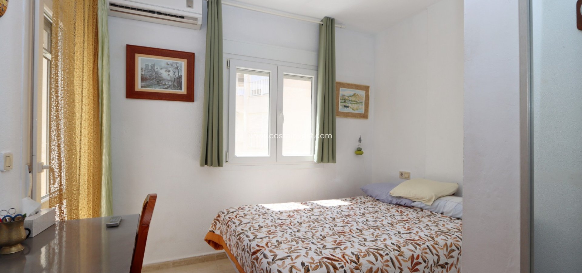 Resale - Apartment - Guardamar del Segura
