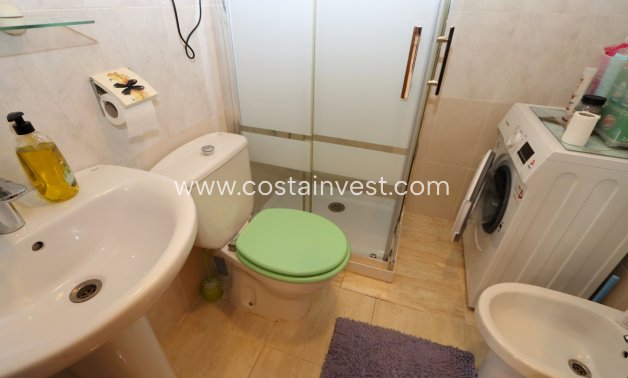 Resale - Apartment - Guardamar del Segura