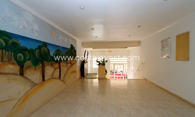 Resale - Apartment - Guardamar del Segura